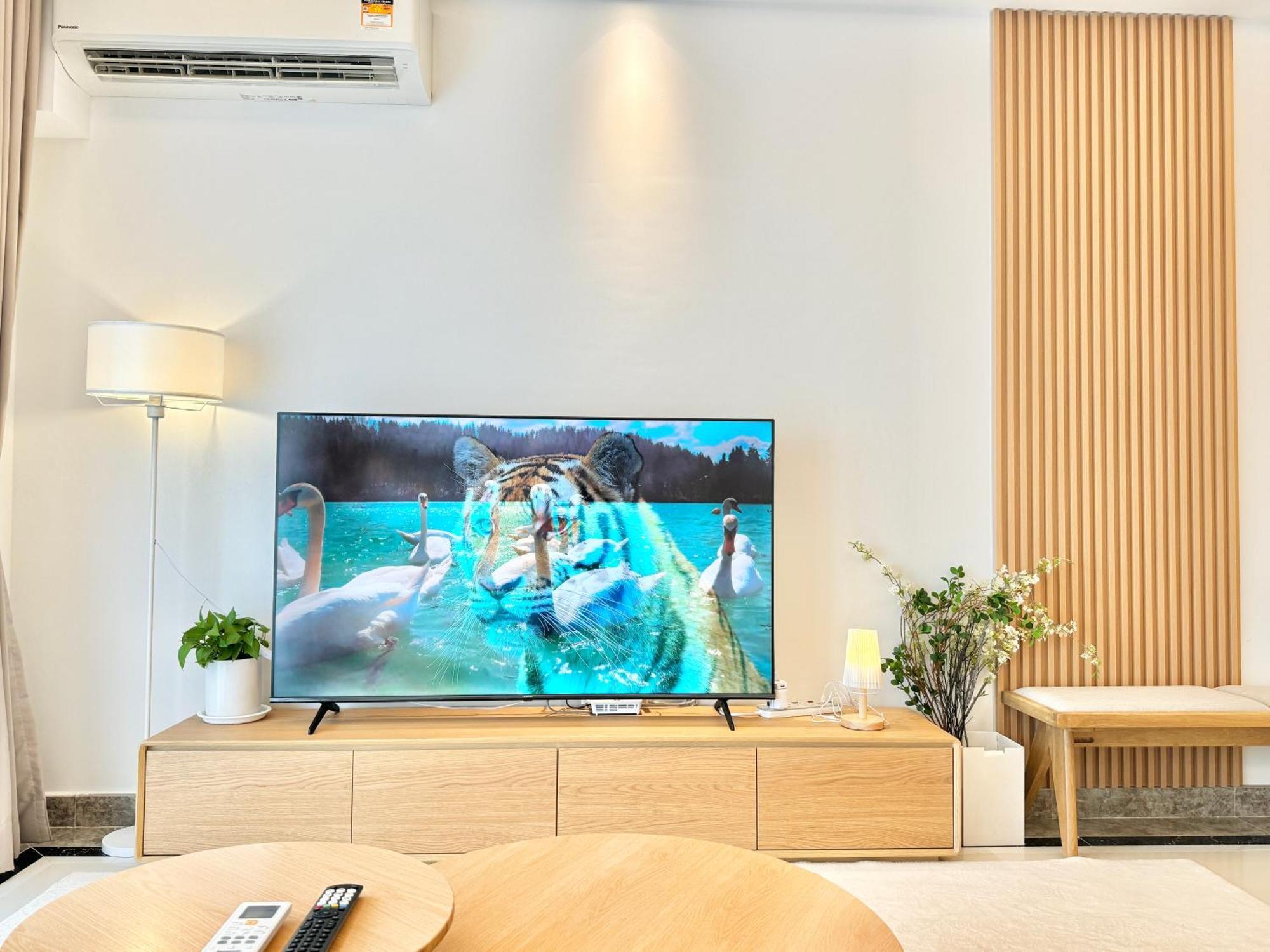 Apartment R&f Princess Cove Seine Region By Luxecocoo Ck Ciq Johor Bahru