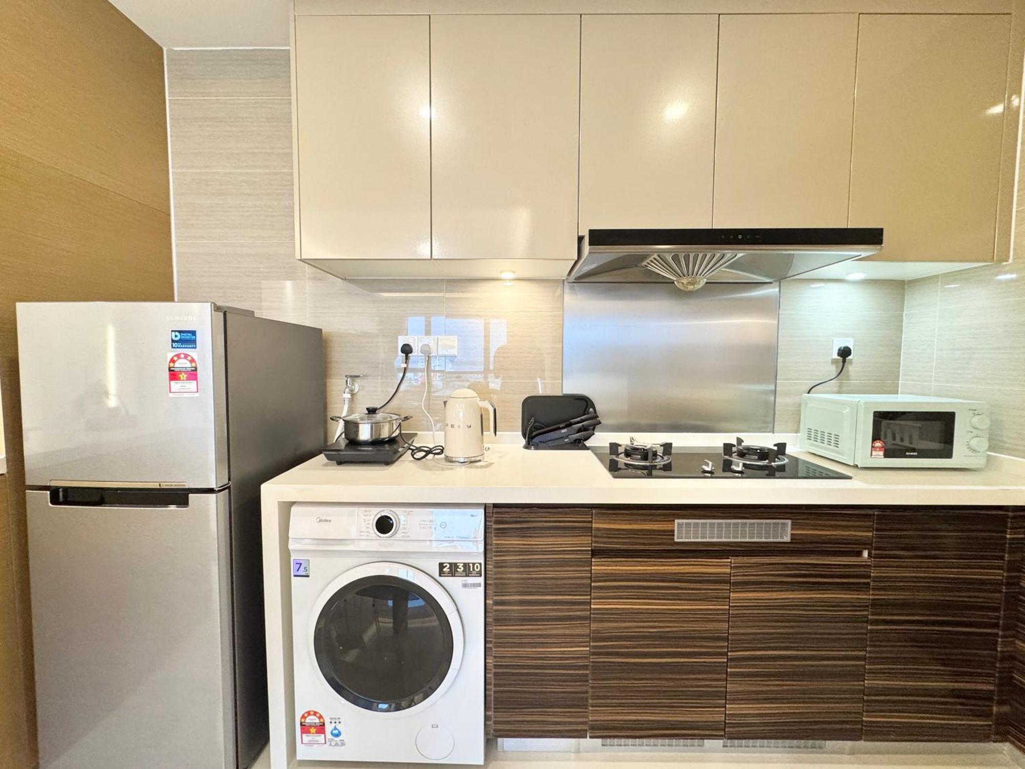 R&f Princess Cove Seine Region By Luxecocoo Ck Ciq * Johor Bahru